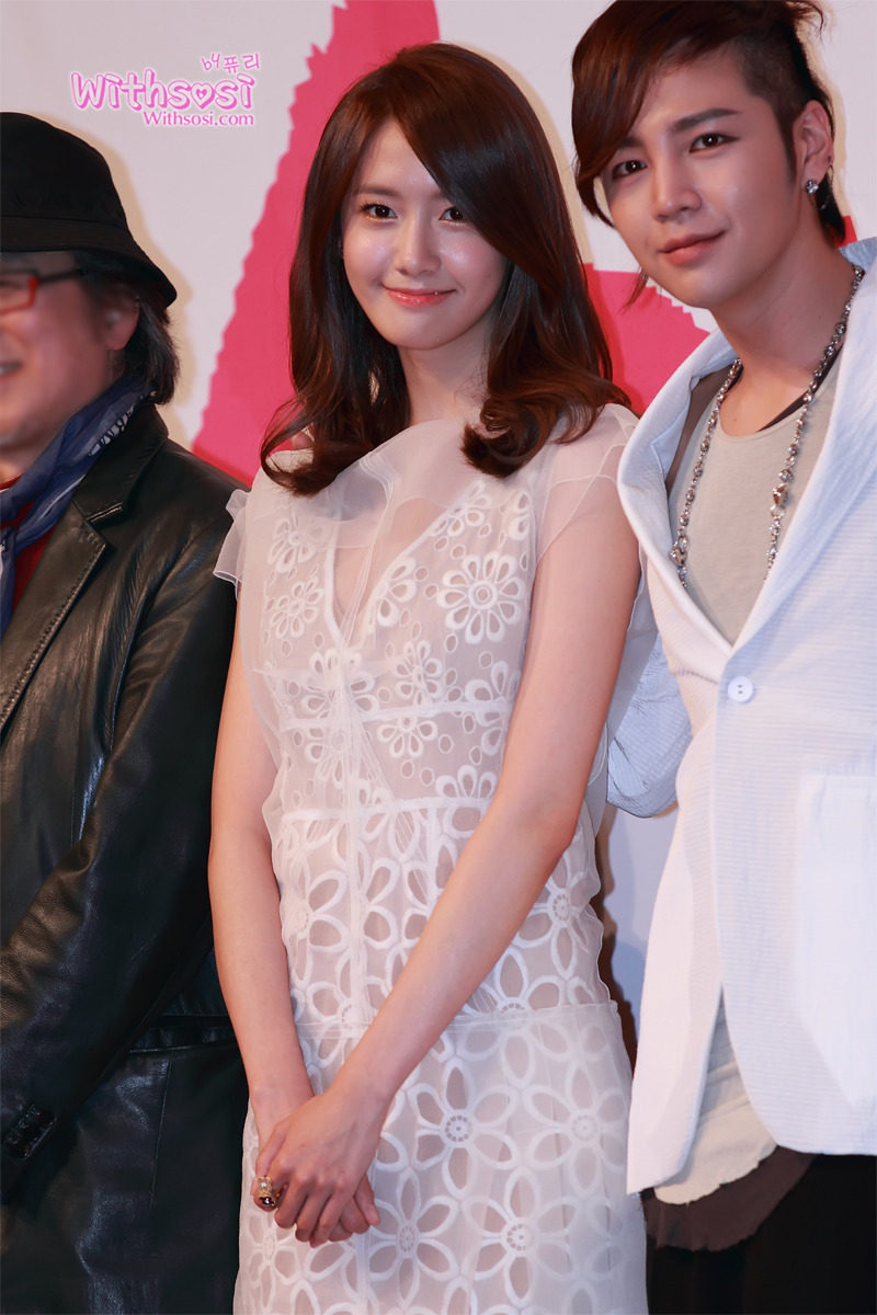 [OTHER][31-12-2011]YoonA tại trường quay của bộ phim " Love Rain " - Page 15 1143243E4F6B276B1E0FB9