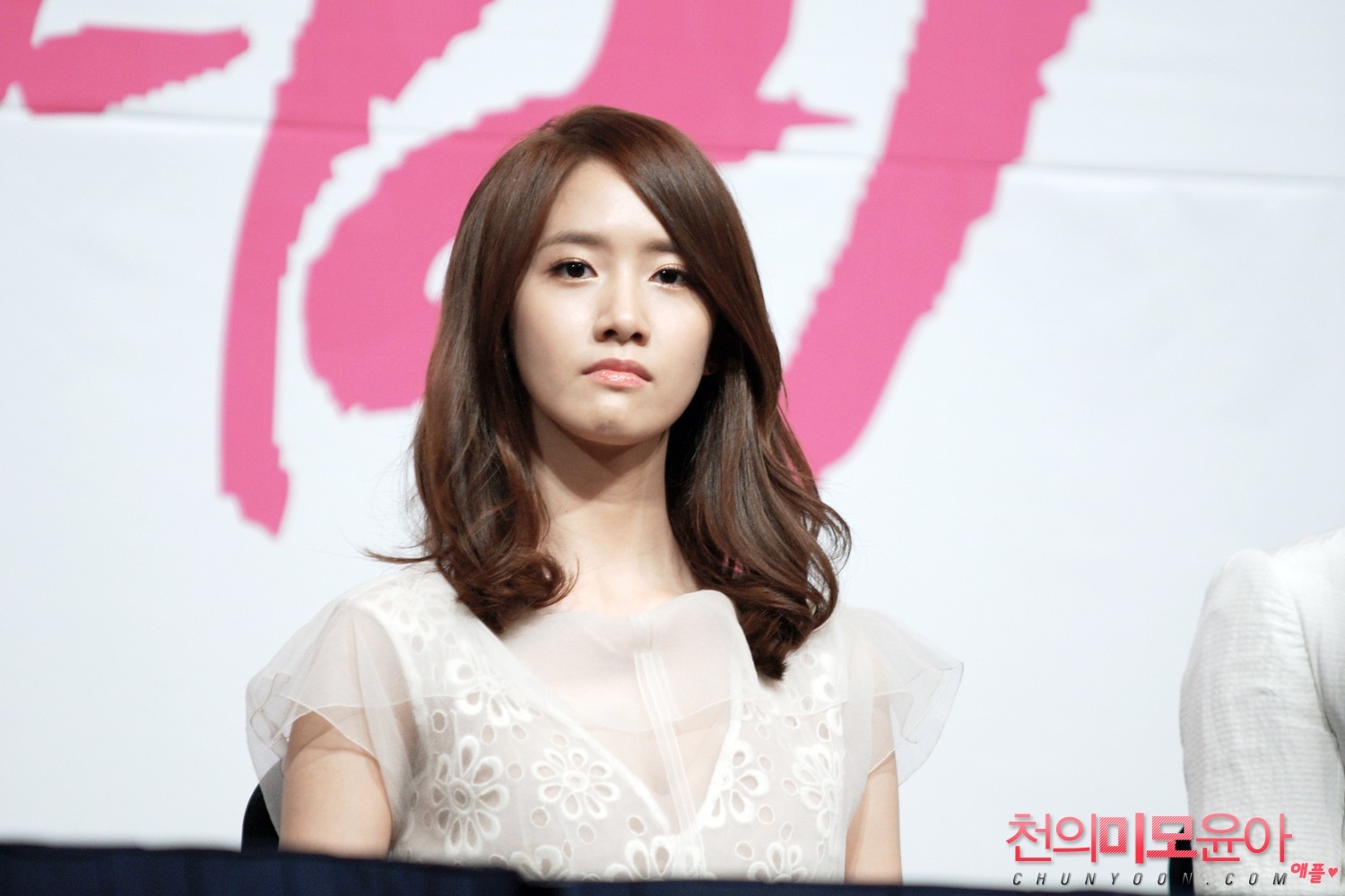 [OFFICIAL][29-01-2012][UPDATE] Yoona || Love Rain Drama - Page 3 190151354F87F97C34CD73