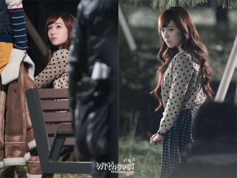 [OTHER][20-01-2012]Jessica tại trường quay của bộ phim "Wild Romance" - Page 18 19725F374F3CC2DE310114