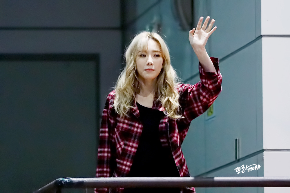 [PIC][17-09-2015]TaeYeon tổ chức Solo Concert "A Very Special Day" trong chuối Series Concert - "THE AGIT" của SM Entertainment tại SM COEX - Page 7 2358A33B564FF71C2973AD